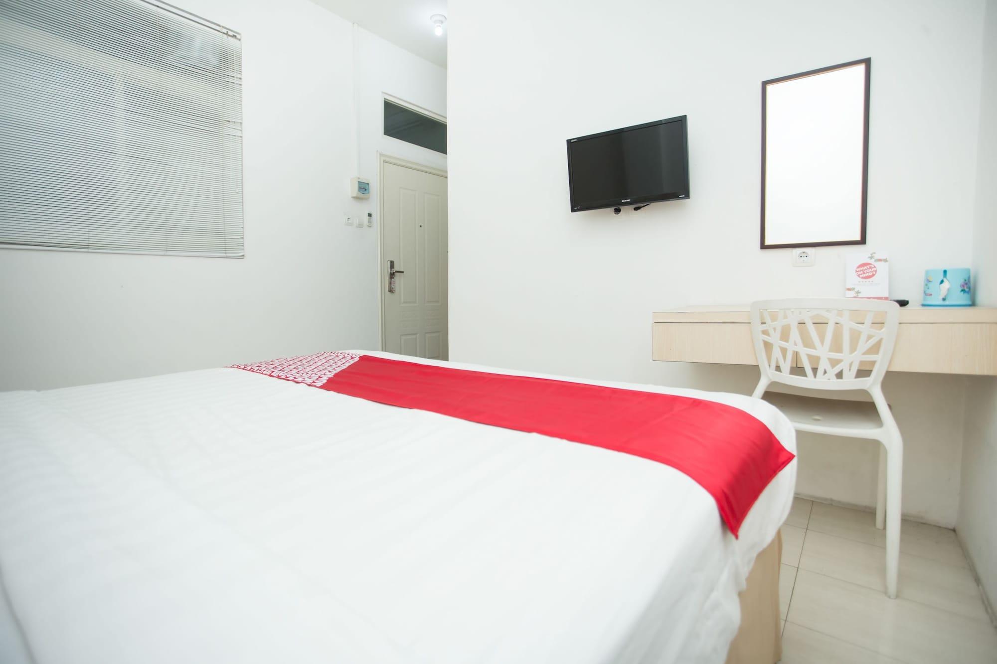 Oyo 850 Lapan Lapan Hotel Banjarmasin  Ngoại thất bức ảnh