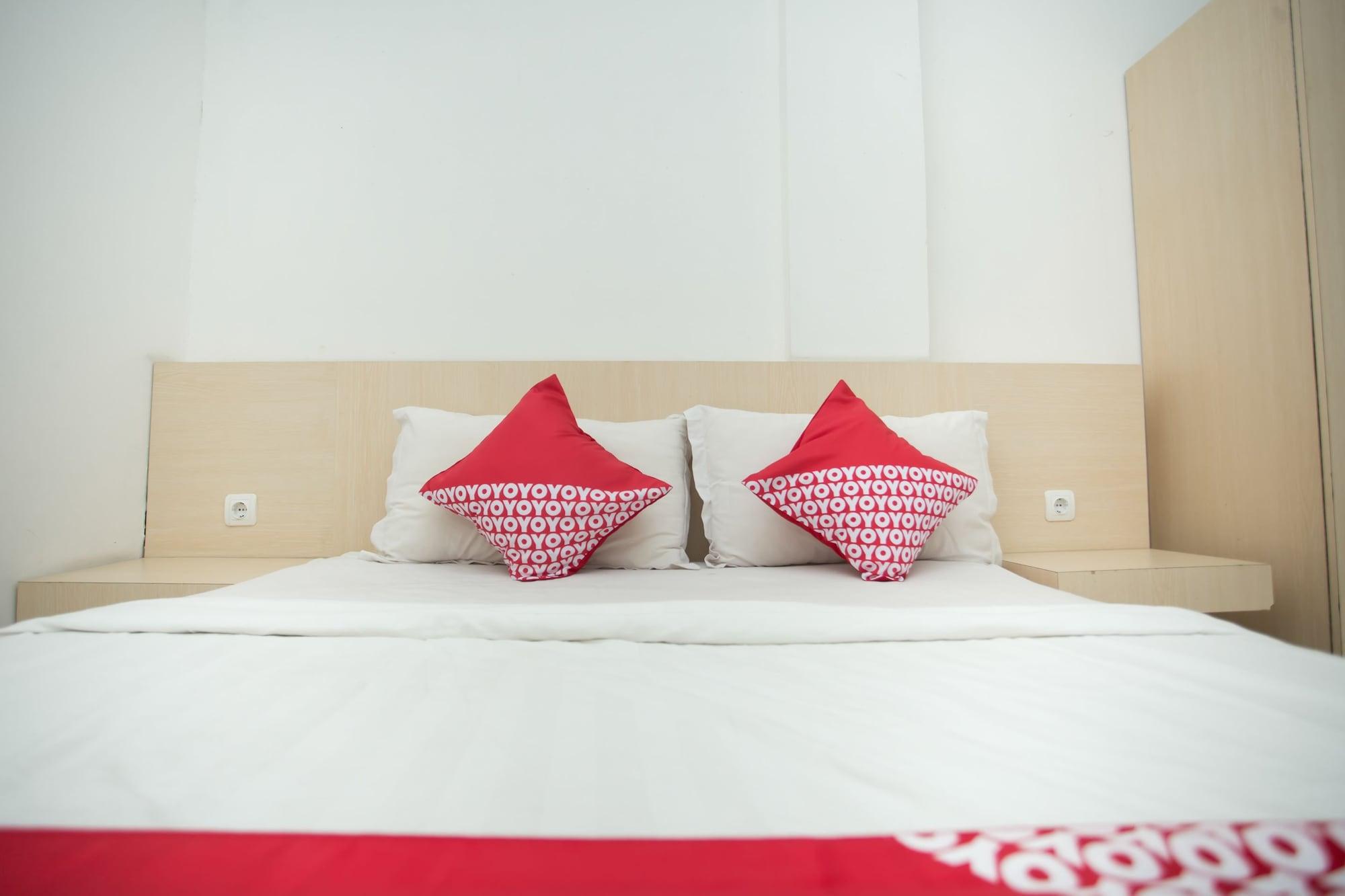 Oyo 850 Lapan Lapan Hotel Banjarmasin  Ngoại thất bức ảnh