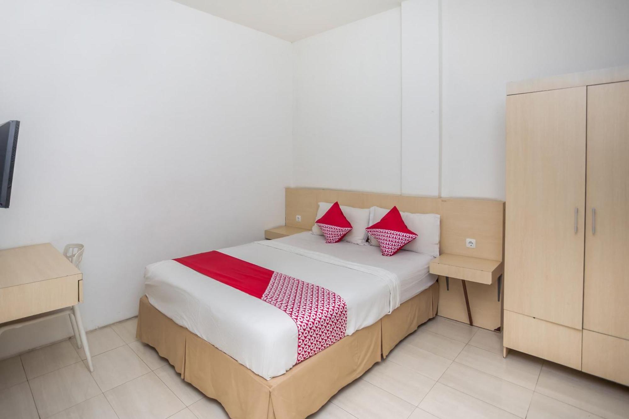 Oyo 850 Lapan Lapan Hotel Banjarmasin  Ngoại thất bức ảnh